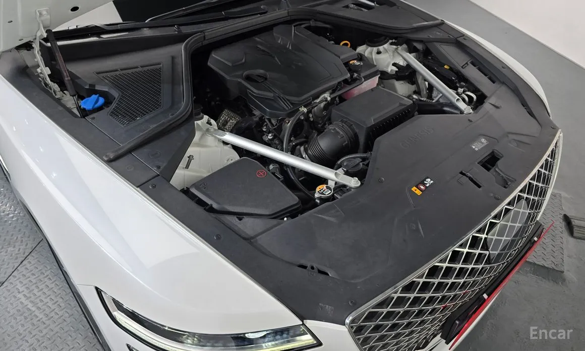 Фото 6 - Genesis G80