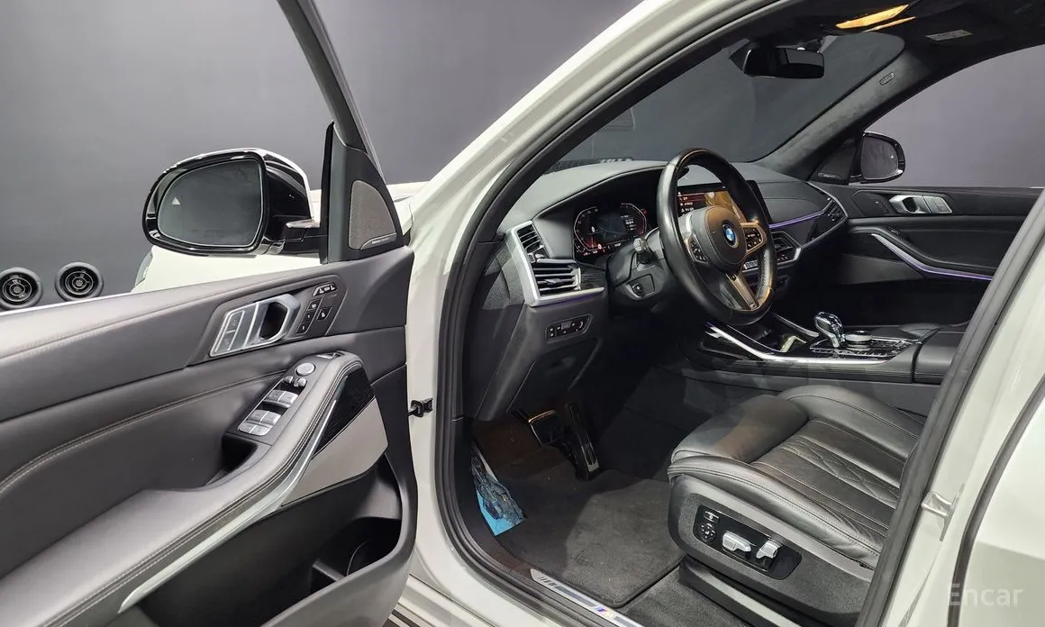 Фото 11 - BMW X7