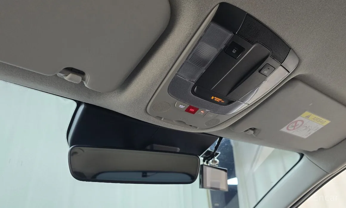 Фото 18 - Kia Niro