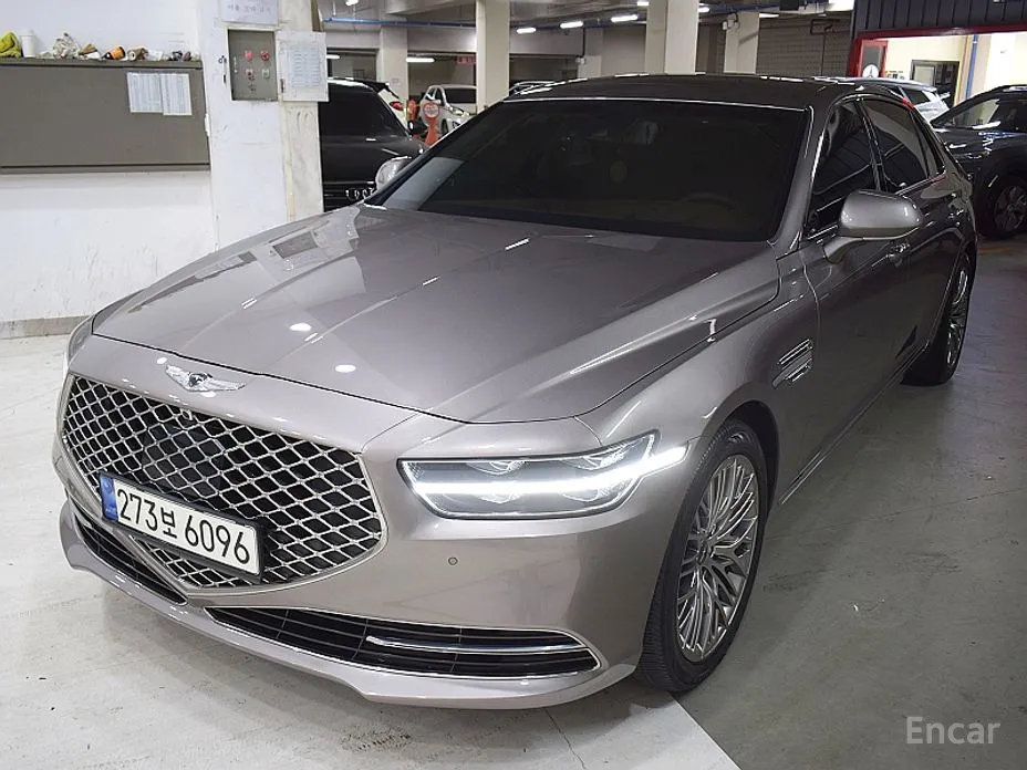 Фото 1 - Genesis G90