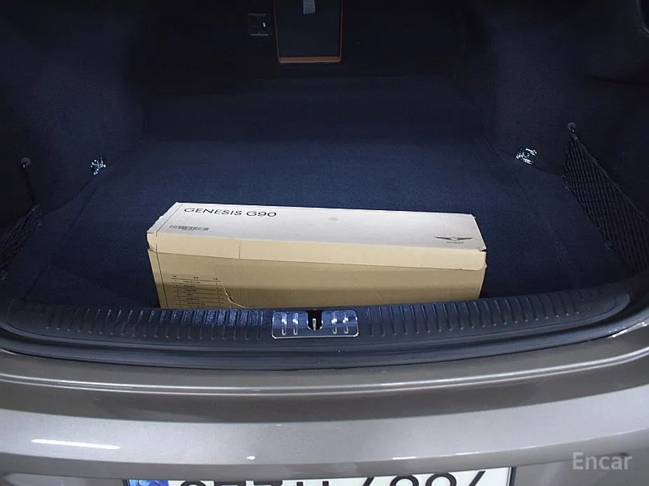 Фото 20 - Genesis G90