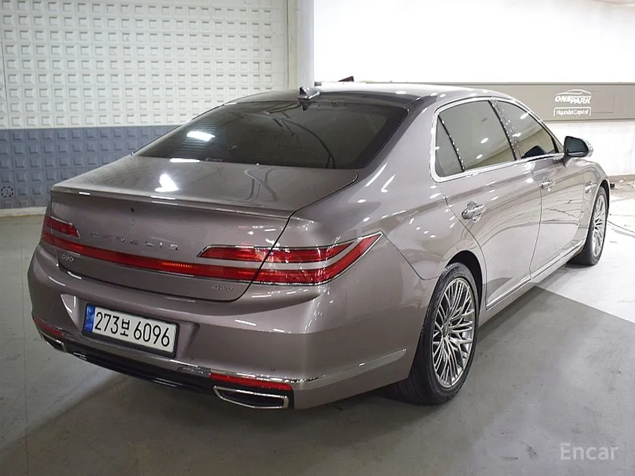 Фото 3 - Genesis G90