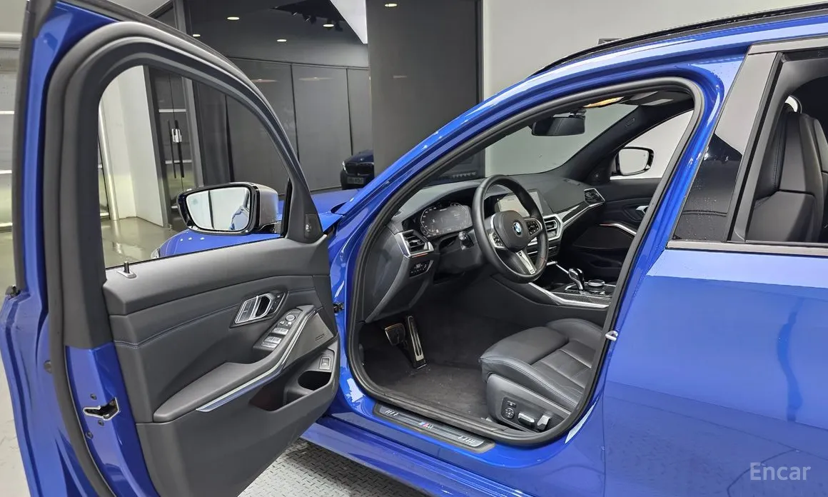 BMW 3 Series 2019 M340i xDrive Touring Performance