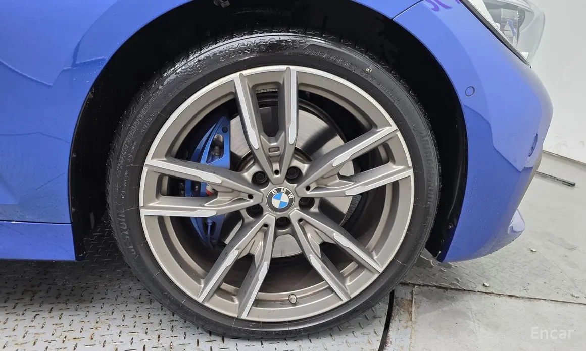 BMW 3 Series 2019 M340i xDrive Touring Performance