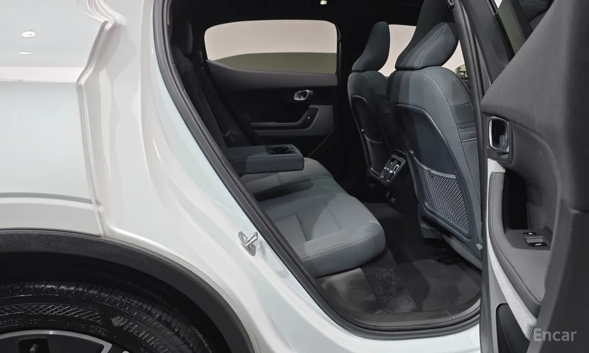 Фото 12 - Polestar 2