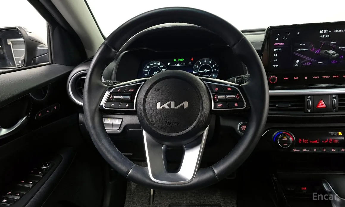 Фото 13 - Kia K3