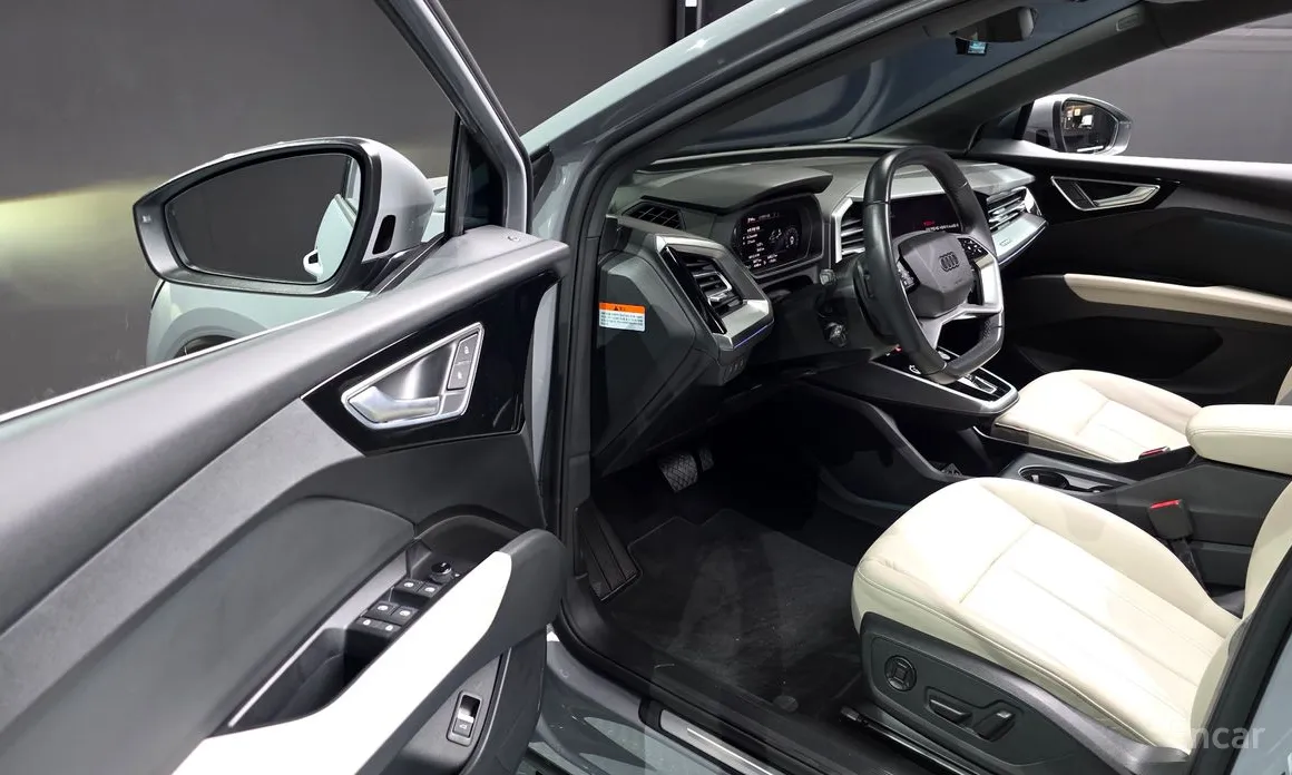 Фото 11 - Audi Q4 e-tron