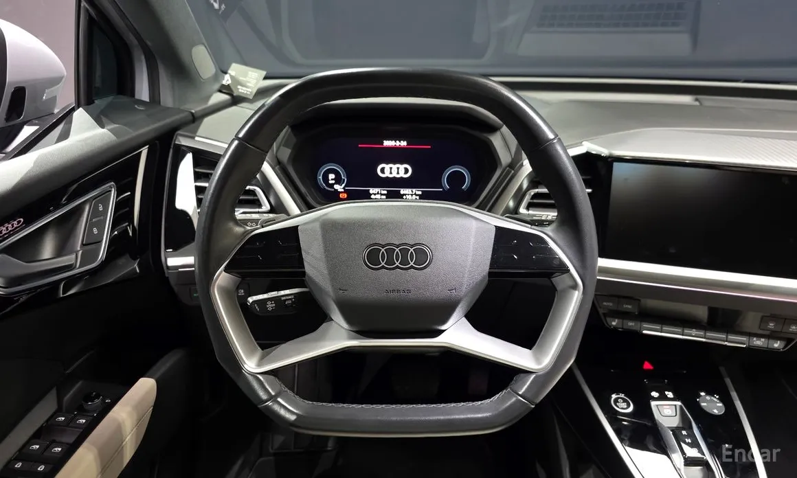 Фото 13 - Audi Q4 e-tron