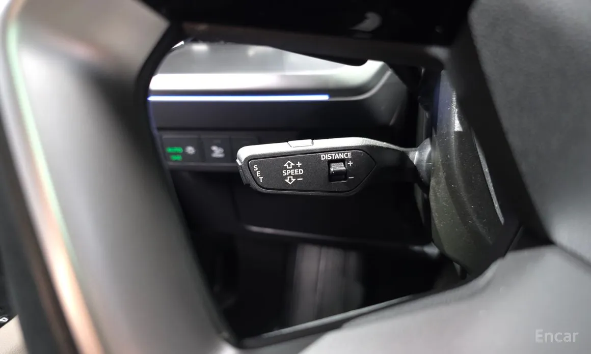 Фото 17 - Audi Q4 e-tron