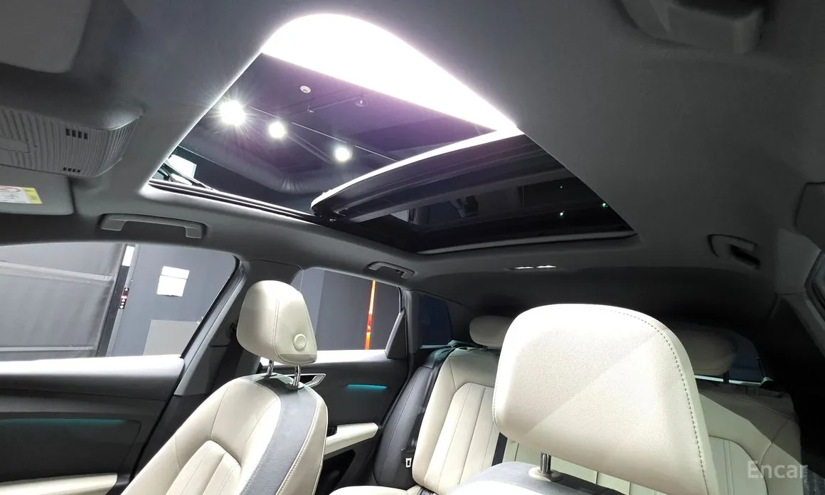 Фото 19 - Audi Q4 e-tron