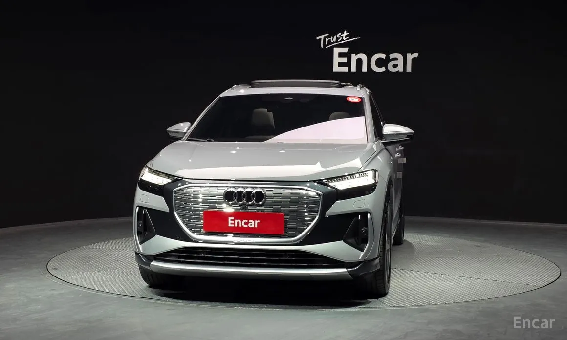 Фото 3 - Audi Q4 e-tron