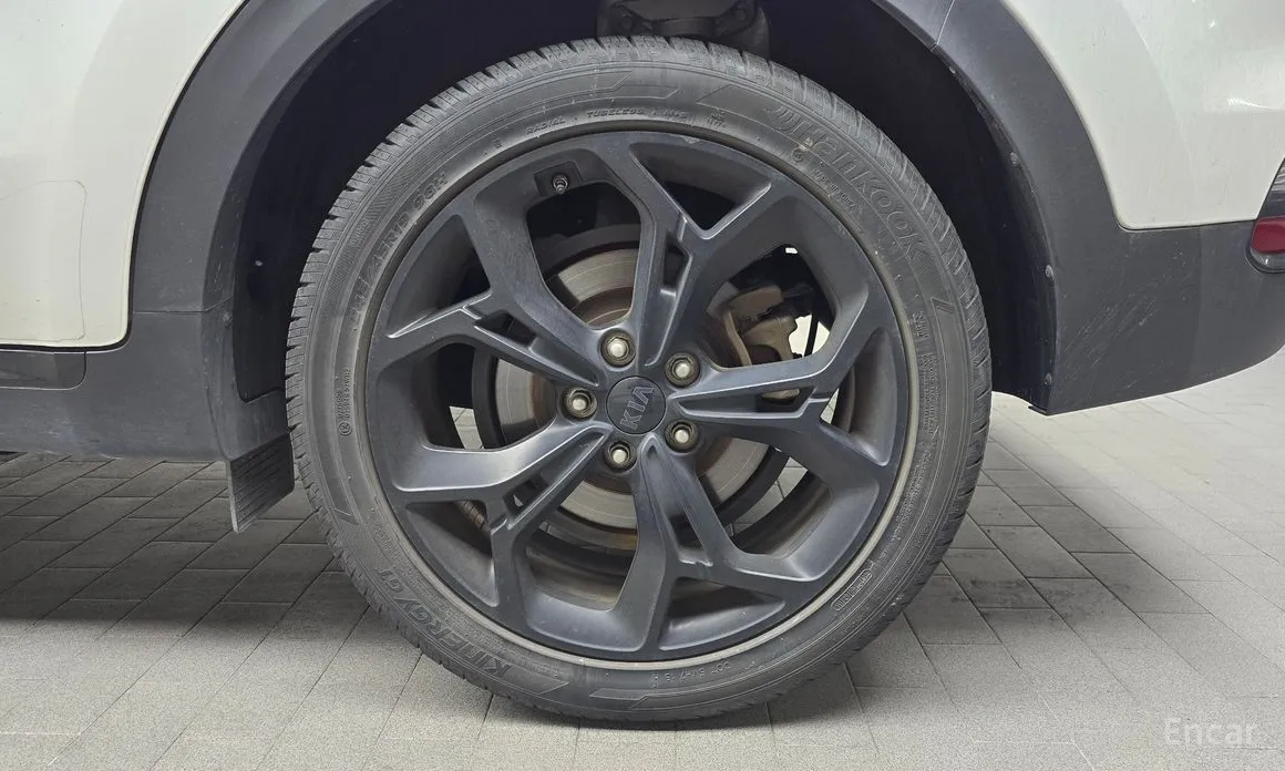 Фото 5 - Kia Sportage