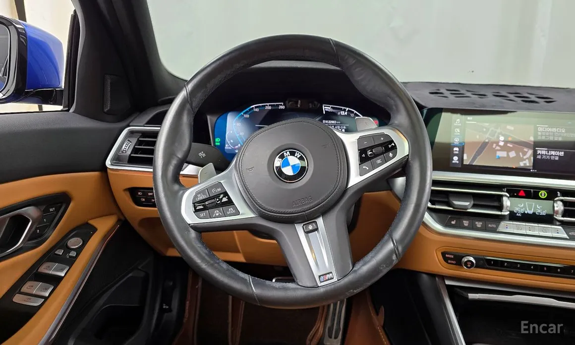 Photo 13 - BMW 3 Series