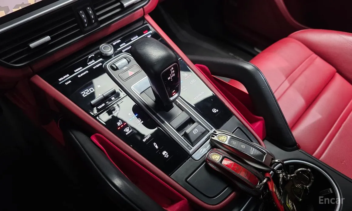 Фото 9 - Porsche Cayenne