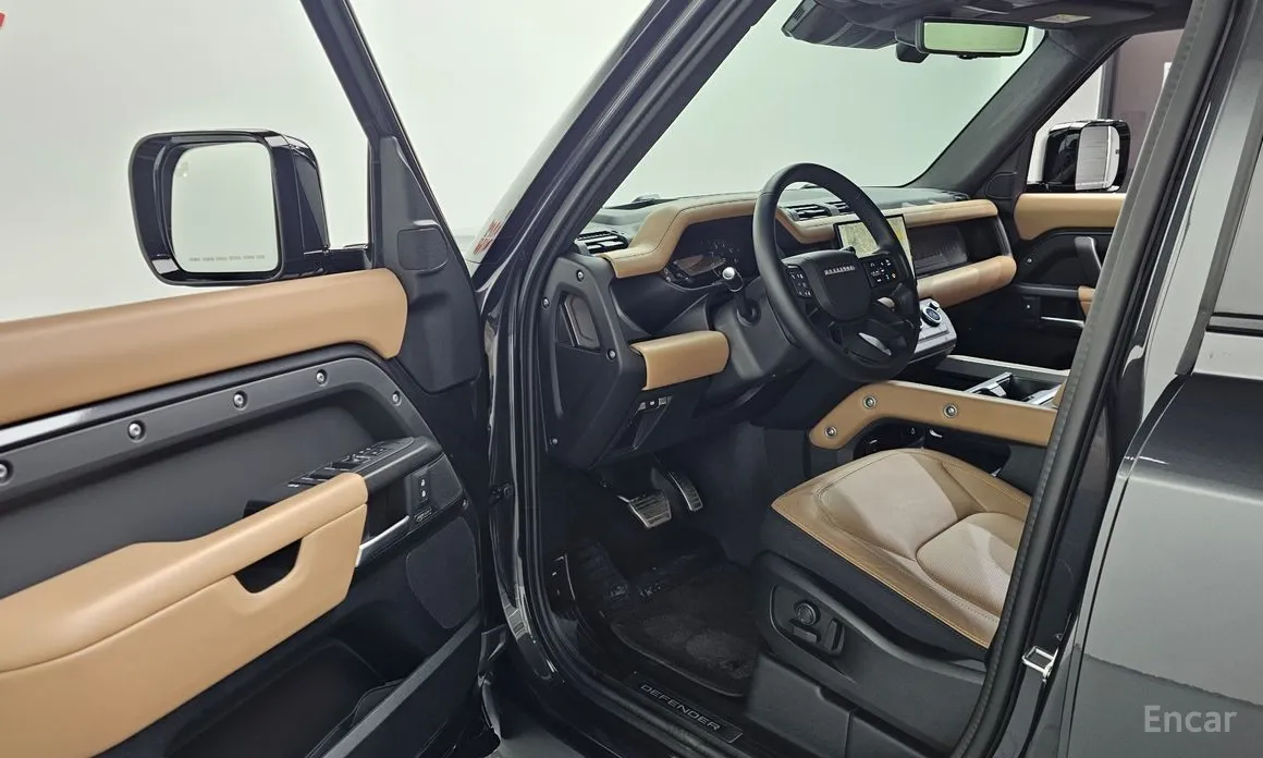 Фото 11 - Land Rover Defender