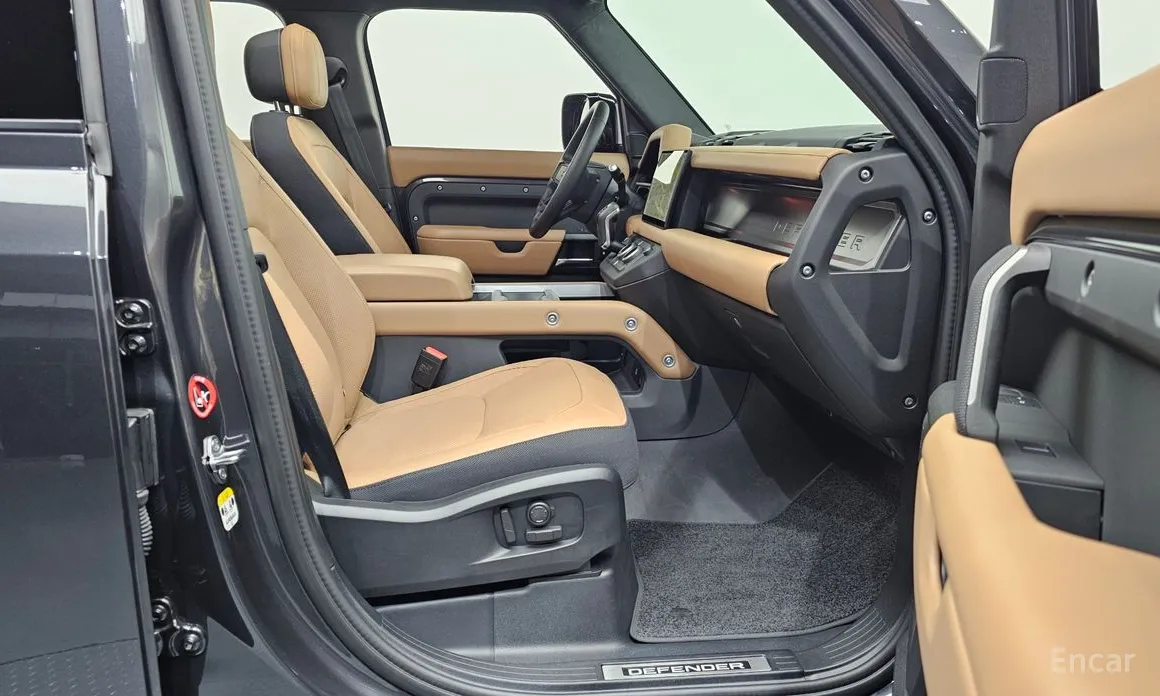 Фото 3 - Land Rover Defender