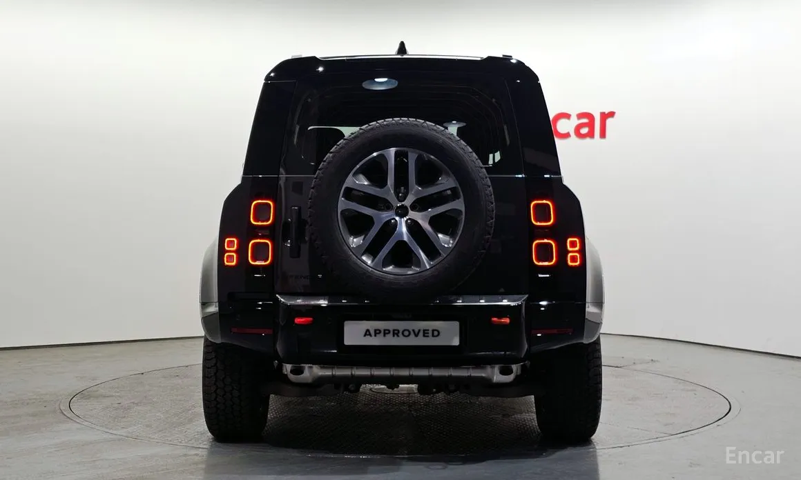 Фото 7 - Land Rover Defender