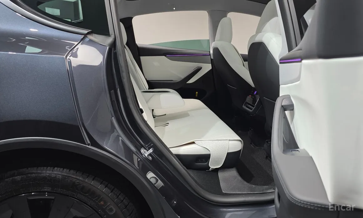 Фото 12 - Tesla Model Y