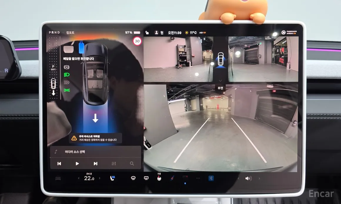 Фото 14 - Tesla Model Y