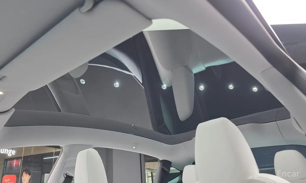 Фото 19 - Tesla Model Y