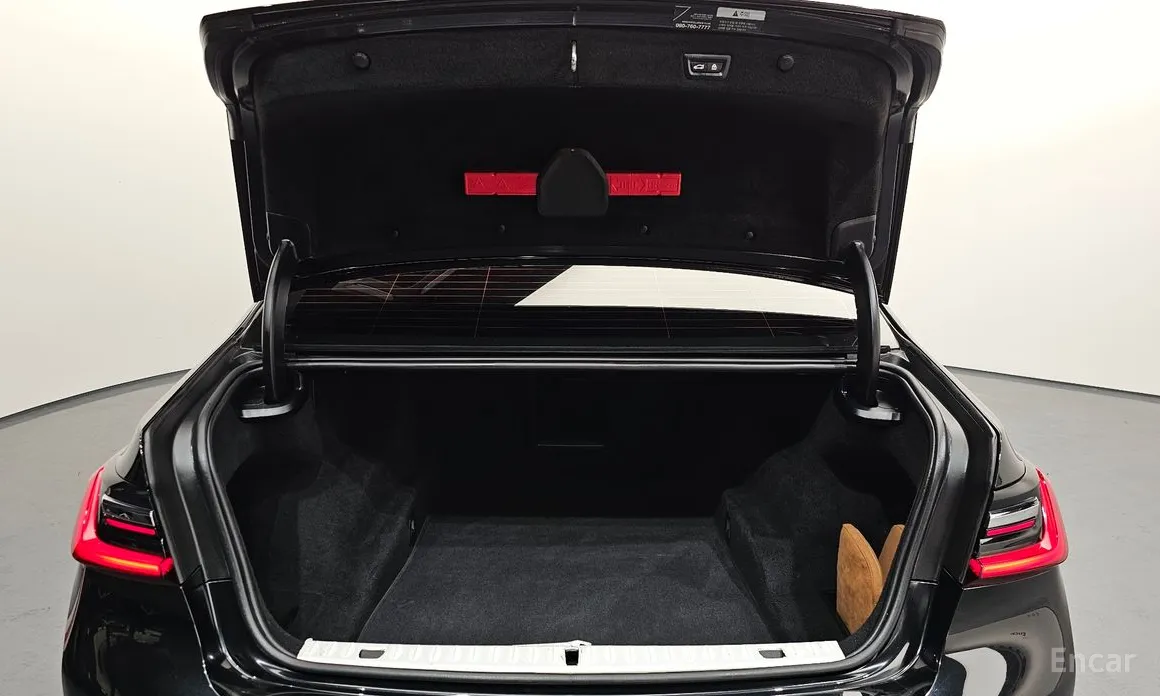 Фото 20 - BMW 7 Series