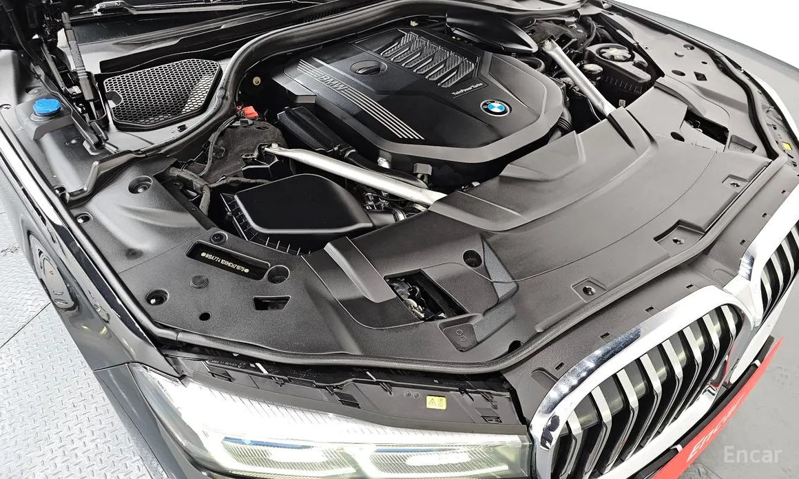 Фото 6 - BMW 7 Series