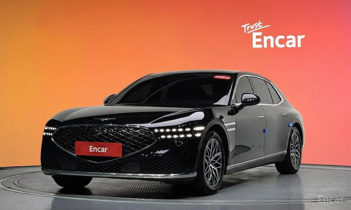 Фото 1 - Genesis G90