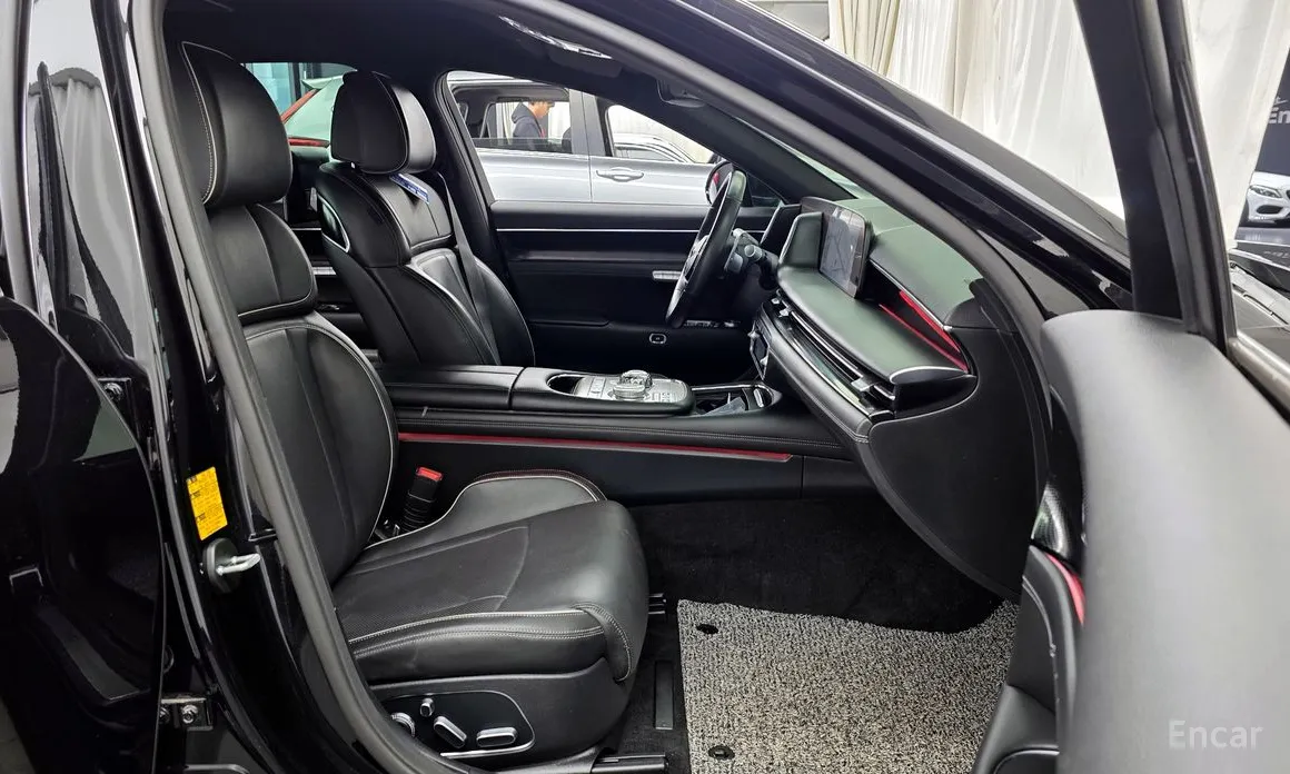 Фото 11 - Genesis G90