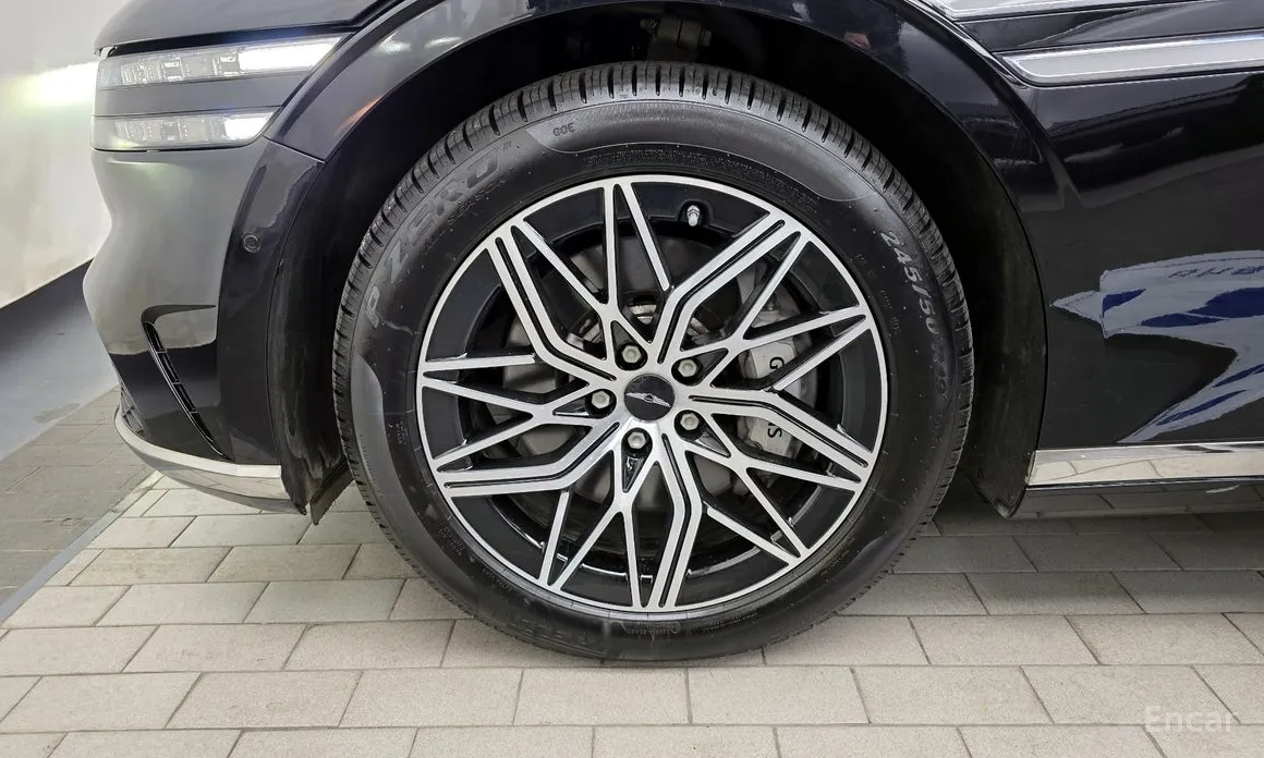 Фото 5 - Genesis G90