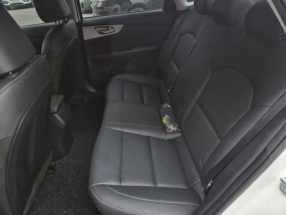 Фото 18 - Kia K3