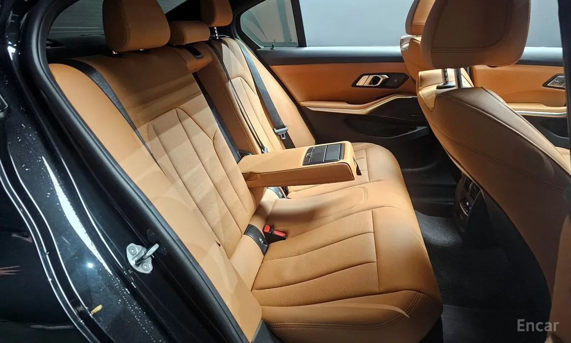 Фото 12 - BMW 3 Series