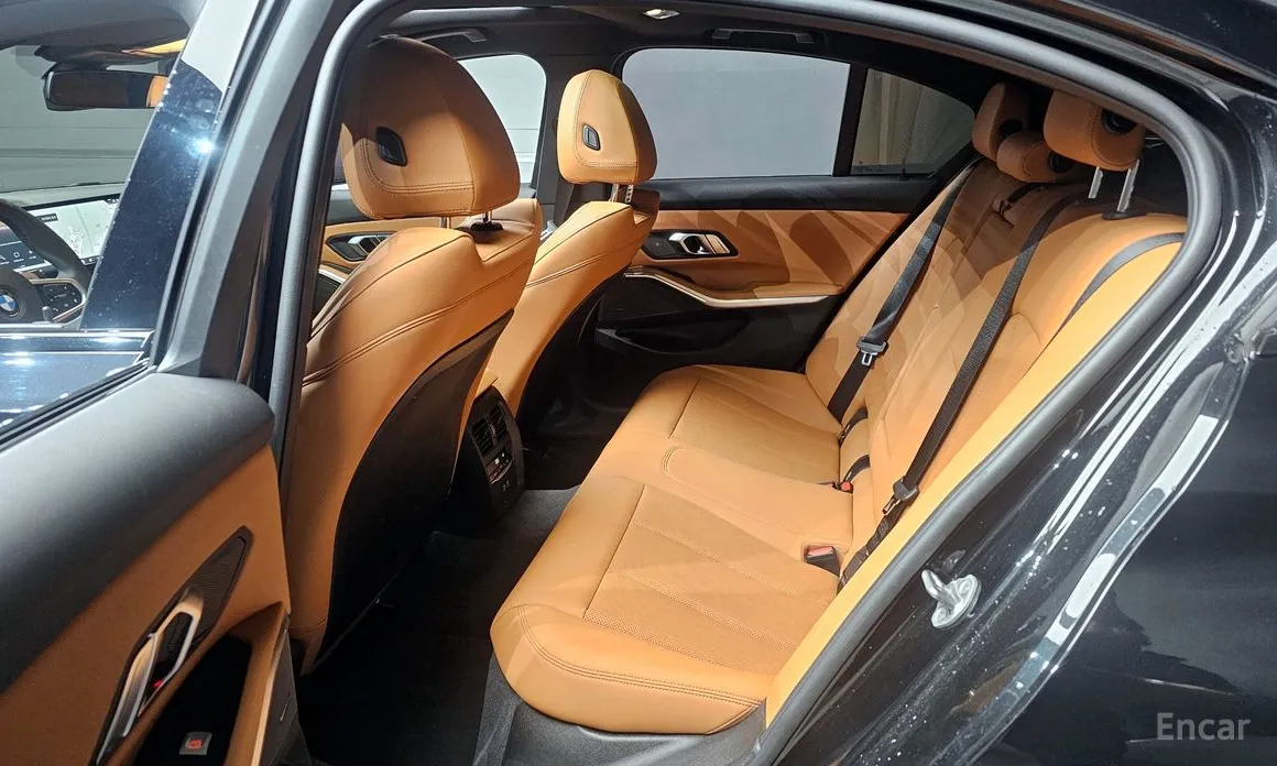 Фото 13 - BMW 3 Series