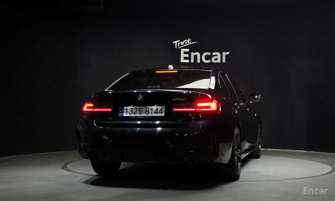 Фото 4 - BMW 3 Series