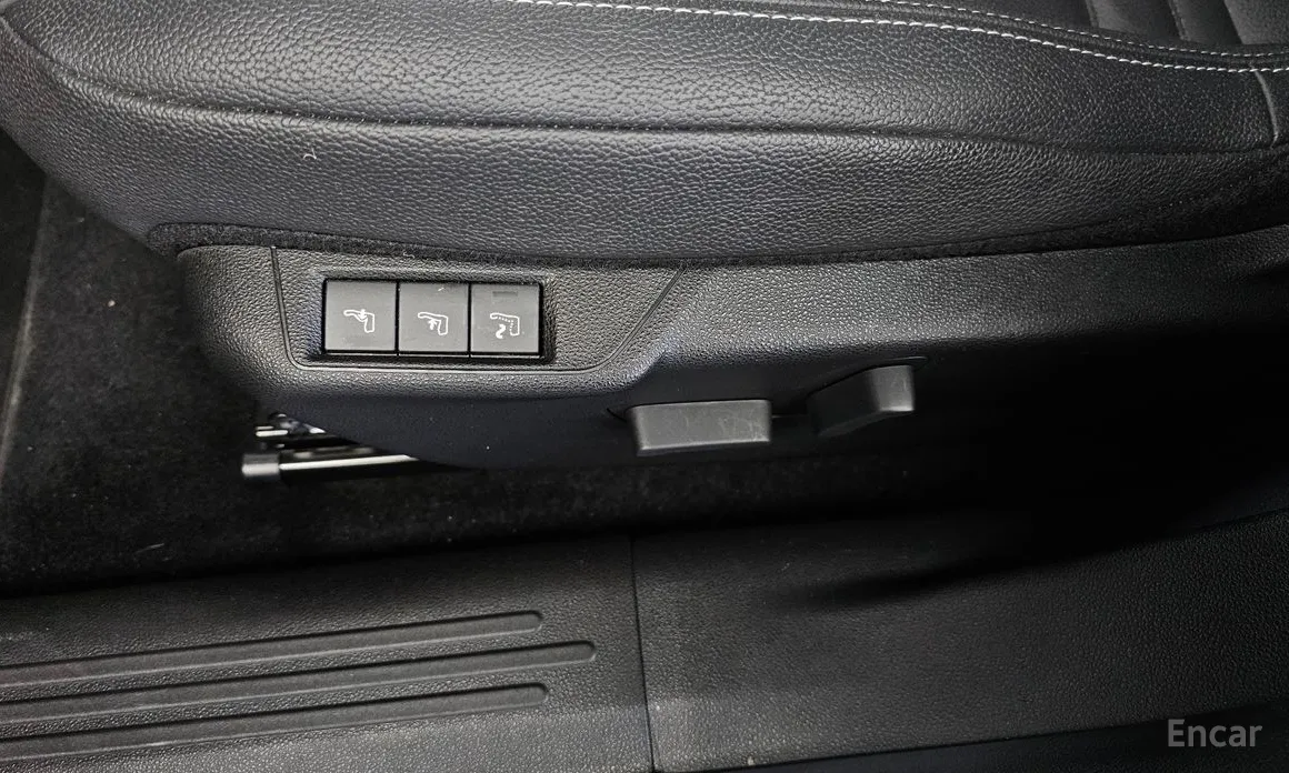 Фото 19 - Jeep Avenger