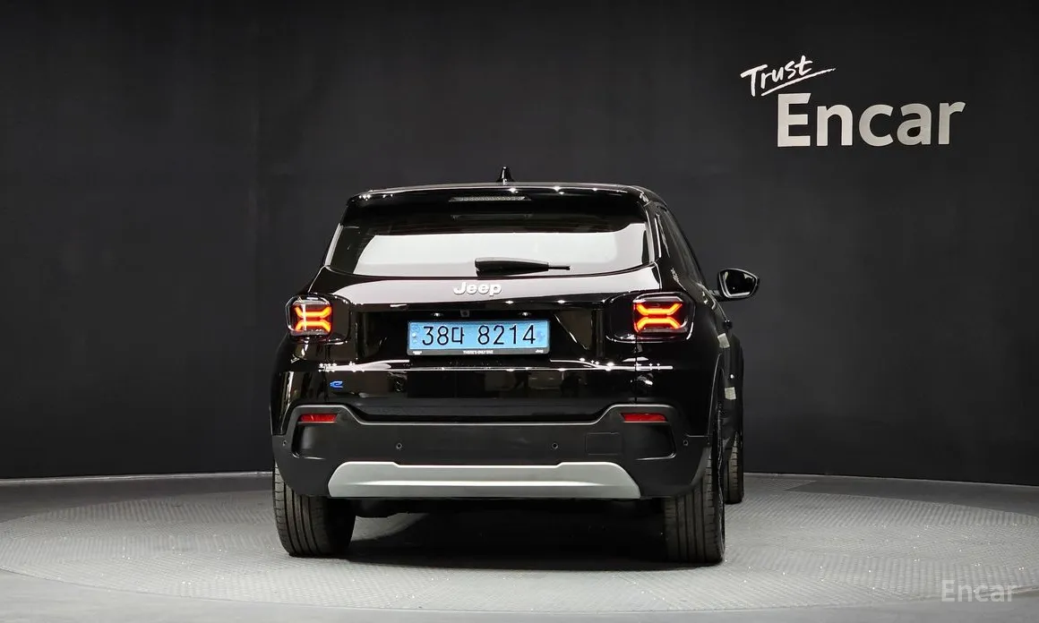 Фото 4 - Jeep Avenger