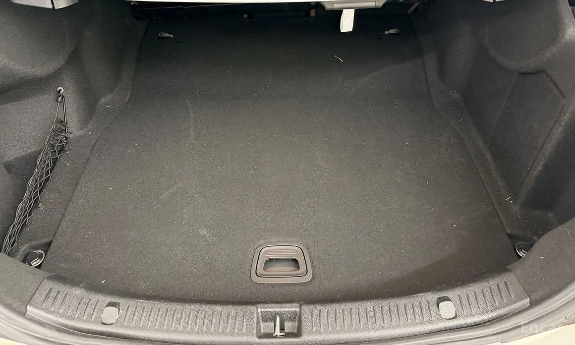 Фото 12 - Mercedes-Benz E-Class