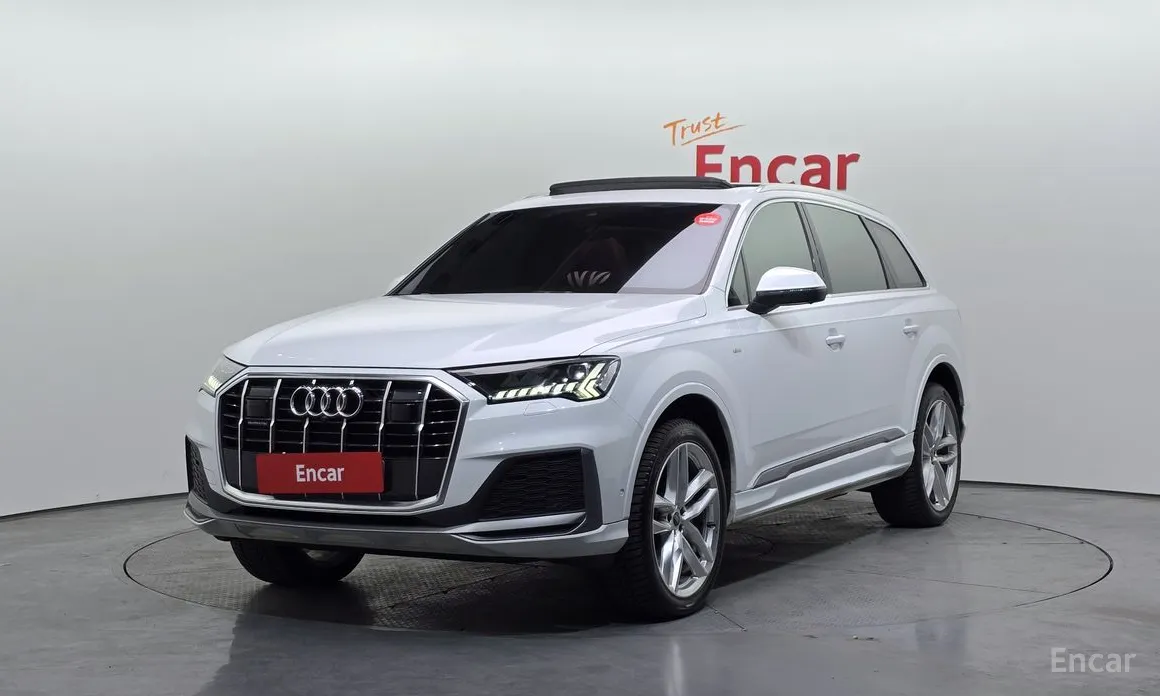 Фото 1 - Audi Q7