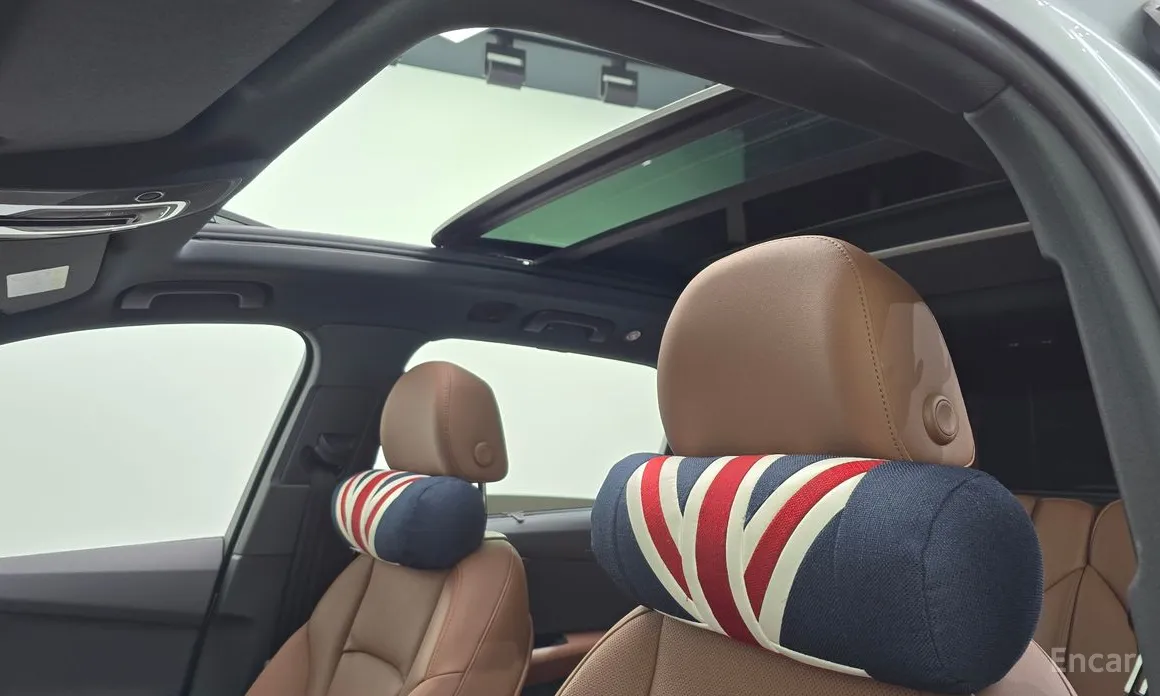 Фото 19 - Audi Q7