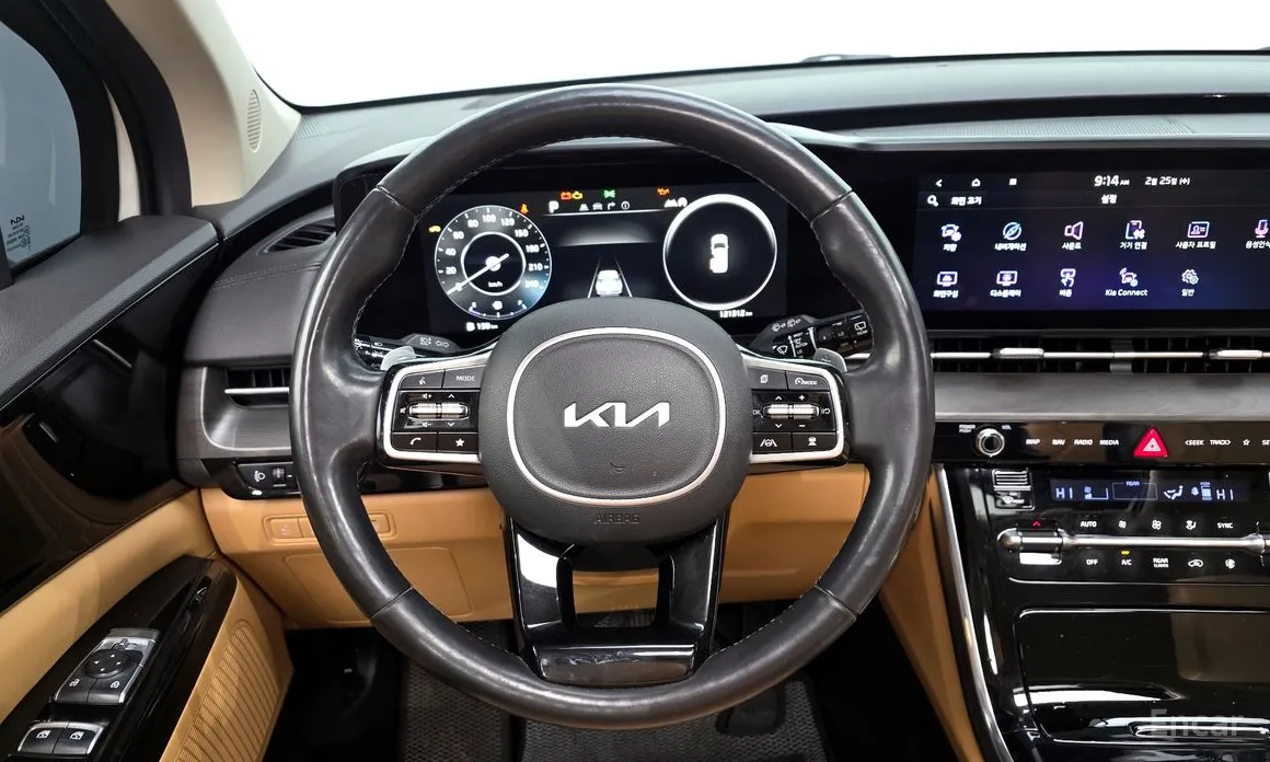 Фото 13 - Kia Carnival