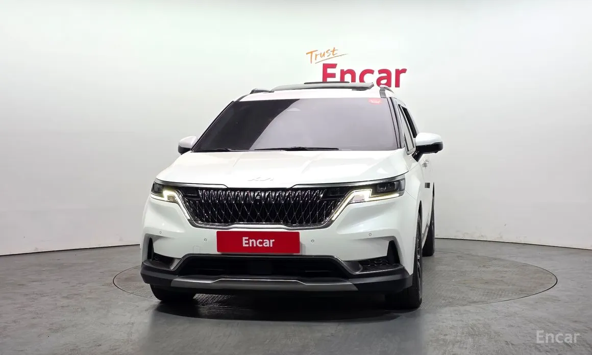 Фото 3 - Kia Carnival