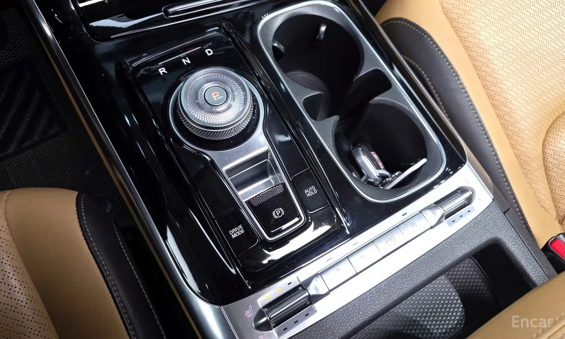 Фото 9 - Kia Carnival