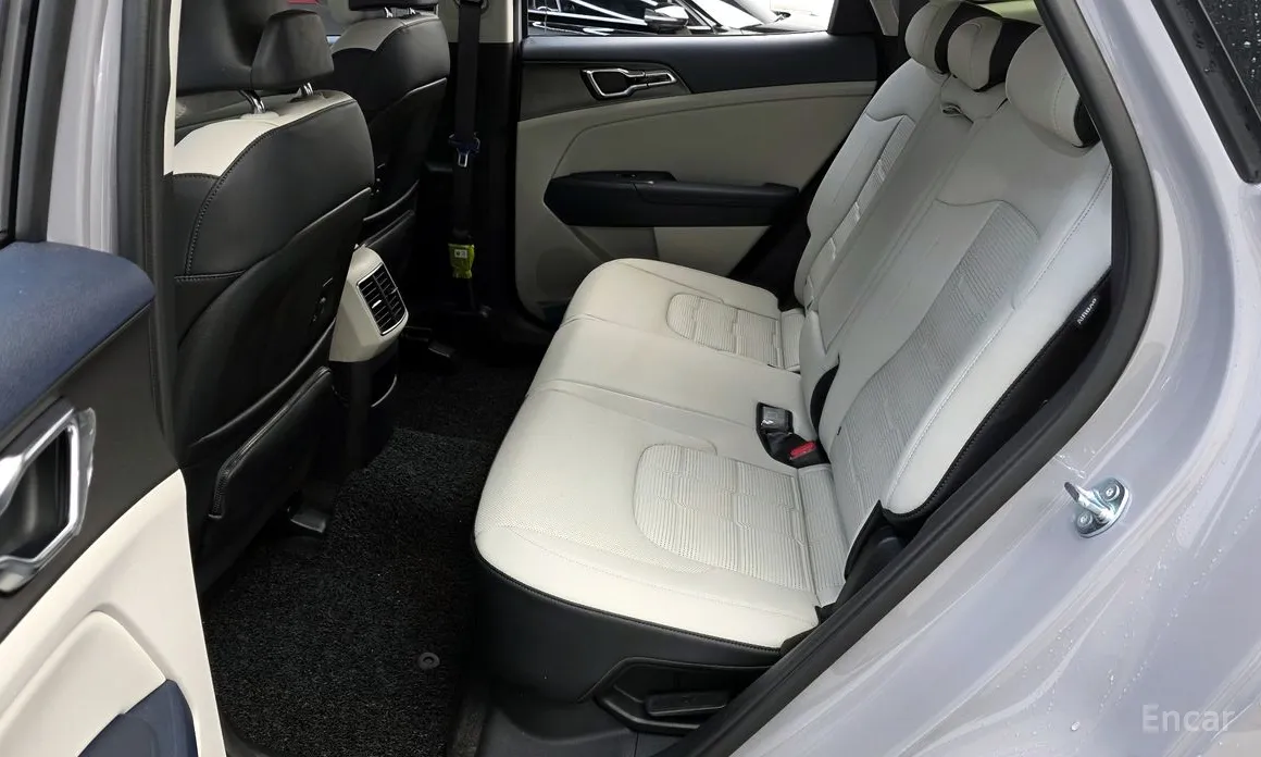 Фото 12 - Kia Sportage