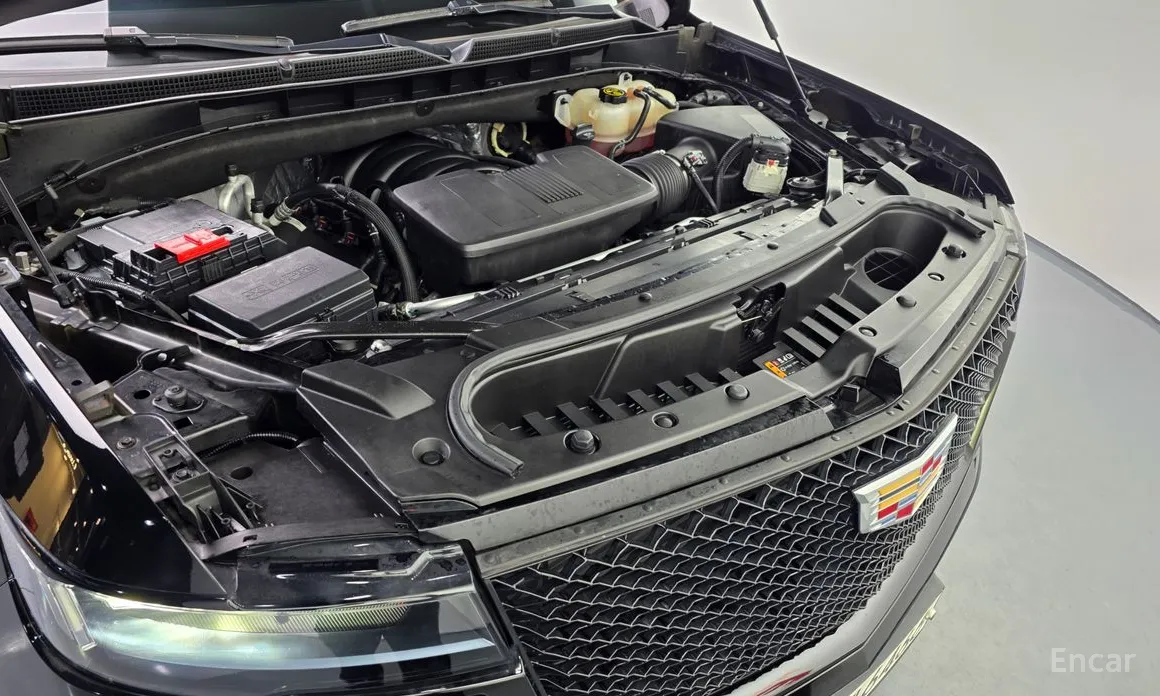 Фото 6 - Cadillac Escalade