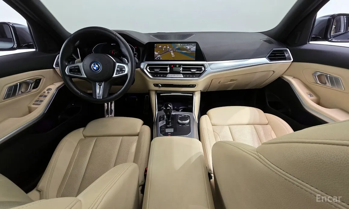 Photo 7 - BMW 3 Series