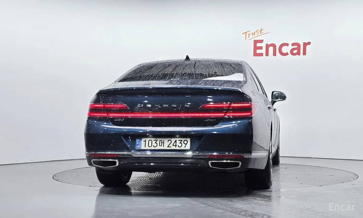 Фото 4 - Genesis G90