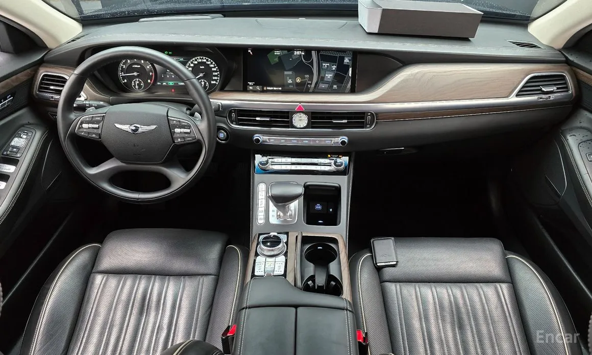 Фото 7 - Genesis G90