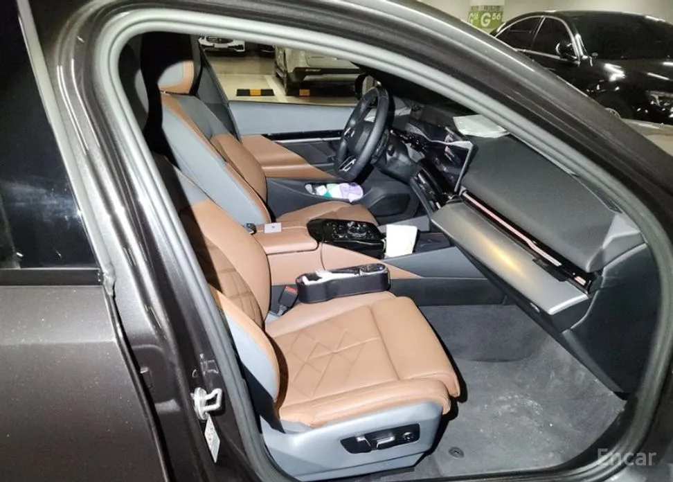 Фото 5 - BMW 5 Series