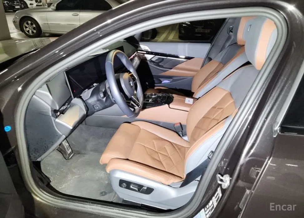 Фото 6 - BMW 5 Series