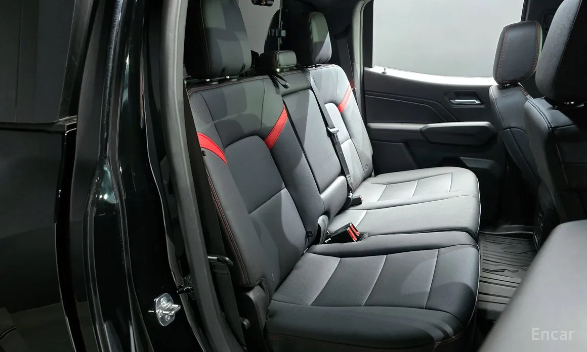 Фото 12 - Chevrolet Colorado