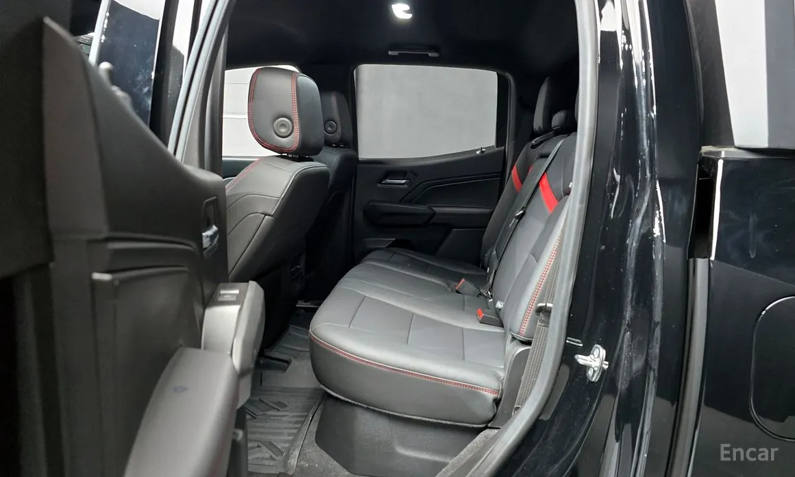 Фото 13 - Chevrolet Colorado